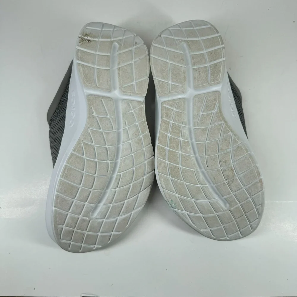 OOFOS OOcoozie Sport Men's US 10.5 White/Slate Gray Recovery Slip-On Mule Shoes